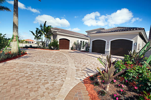 Best Brick Driveway Pavers  in Pinconning, MI